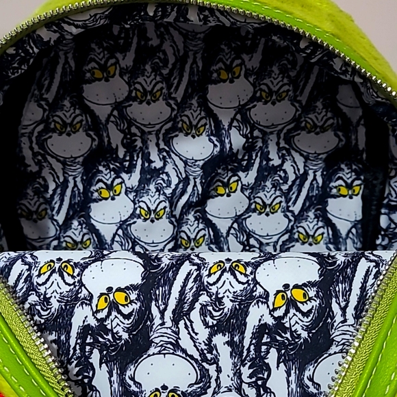 Dr. Seuss' How the Grinch Stole Christmas Furry Loungefly Backpack - Picture 6 of 6